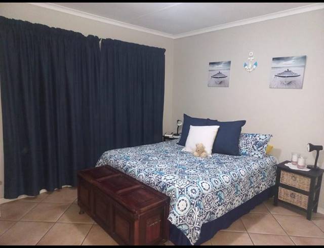 2 BEDROOM TOWNHOUSE FOR SALE IN ROOIHUISKRAAL
